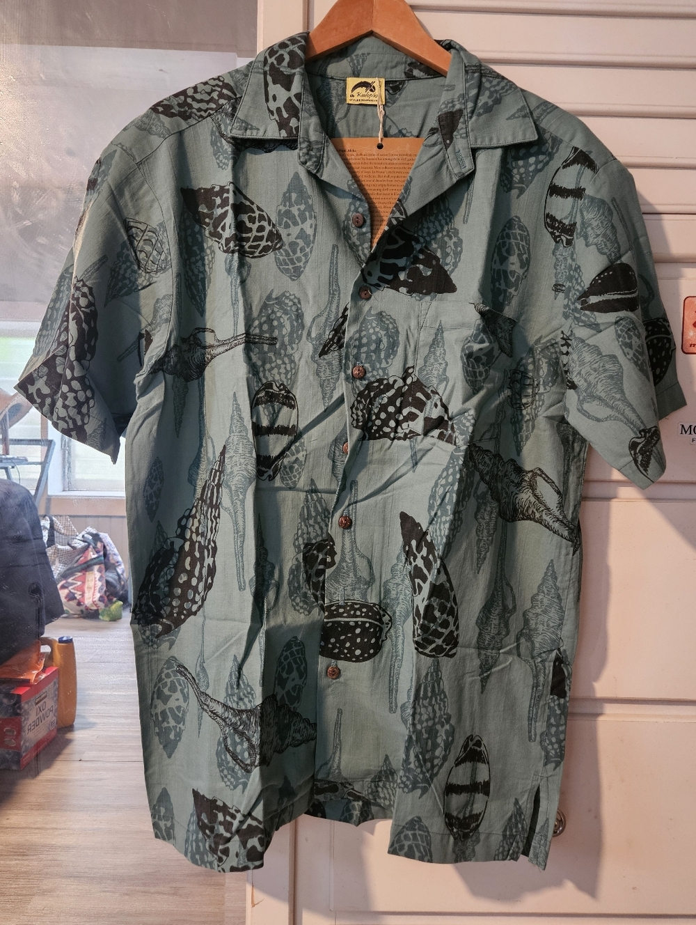 KEALOPIKO MENS BUTTON DOWN ALOHA SHIRT - SIZE LARGE - PUPU PRINT - TEAL COLOR